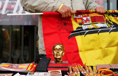 Španjolska planira zakonom zabraniti zakladu F. Franca