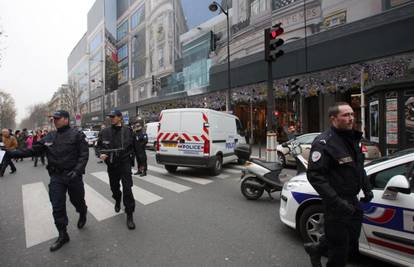 Spriječili napad na Pariz: Htjeli raznijeti robnu kuću