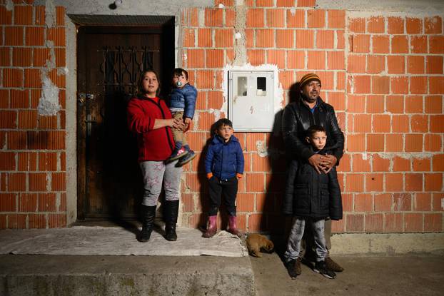 Obitelj Jurković iz Gređana živi bez struje u obiteljskoj kući