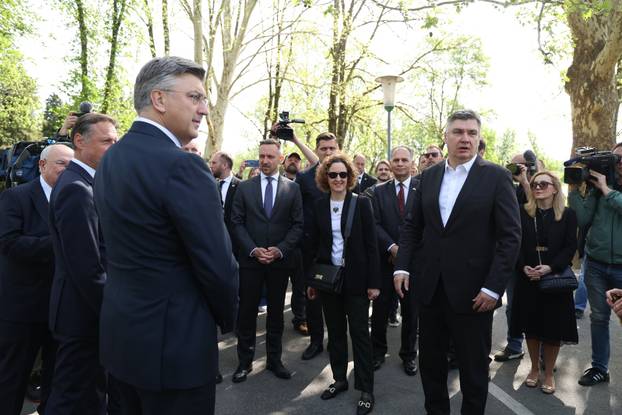 Susret Milanovića i Plenkovića u Jasenovcu