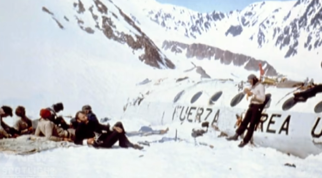 Pad aviona s ragbijašima: Jeli su mrtve i preživjeli 72 dana na snijegu. 'Led je sačuvao tijela'