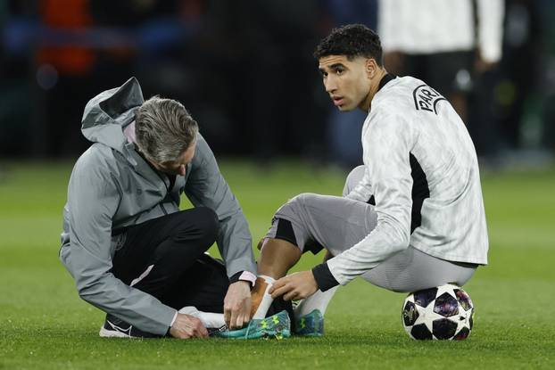 UEFA Champions League - Round of 16 - First Leg - Paris St Germain v Chelsea