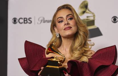 Adele zaludila Njemačku: Imat će deset koncerata u Münchenu, ljudi satima čekaju zbog karata