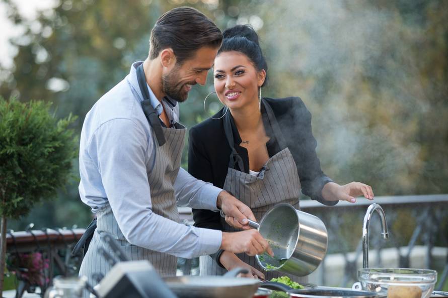 Goran poletio Hani u zagrljaj: 'Bebo, čekam te na aerodromu'