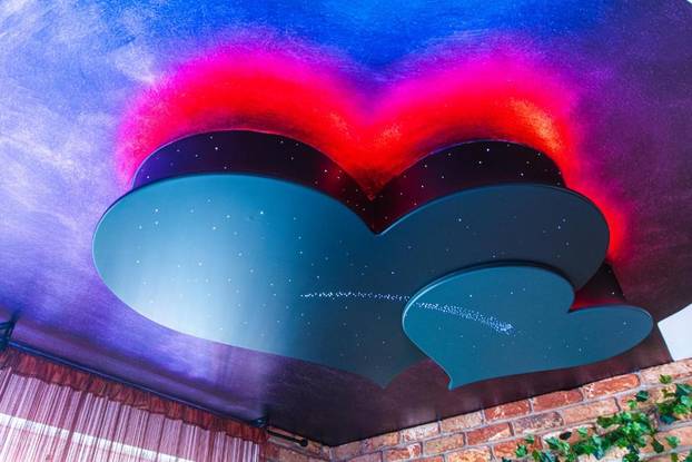 FOTO Jeste li znali da u Zagrebu možete unajmiti stan za BDSM? Pogledajte što se nudi unutra