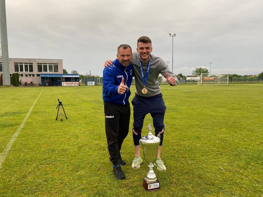 S Bobanom sam bio u repki pa otišao u rat. Vratio se nogometu pa 'izbrusio' Nevistića i Zeleniku