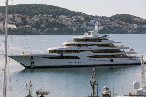 Trogir: Jahta Royal Romance