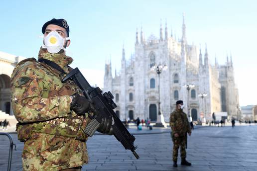 'Svi žele iz Italije, uvukao se nemir. Nas nisu ni pregledali'