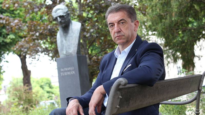 Milinović: Kada bi pomoglo vezao bih se lancima za Gospić. Petry? Ja bih podnio ostavku!