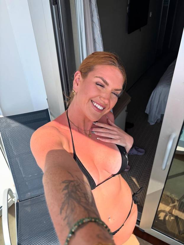 FOTO Žena s dvije vagine žali se na spojeve s Tindera: Muškarci se prvo šokiraju, onda traže ovo