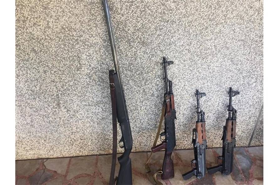 Akcija 'Tebra': Pronašli 6,3 kg 'trave', 'speed', puške, bombe