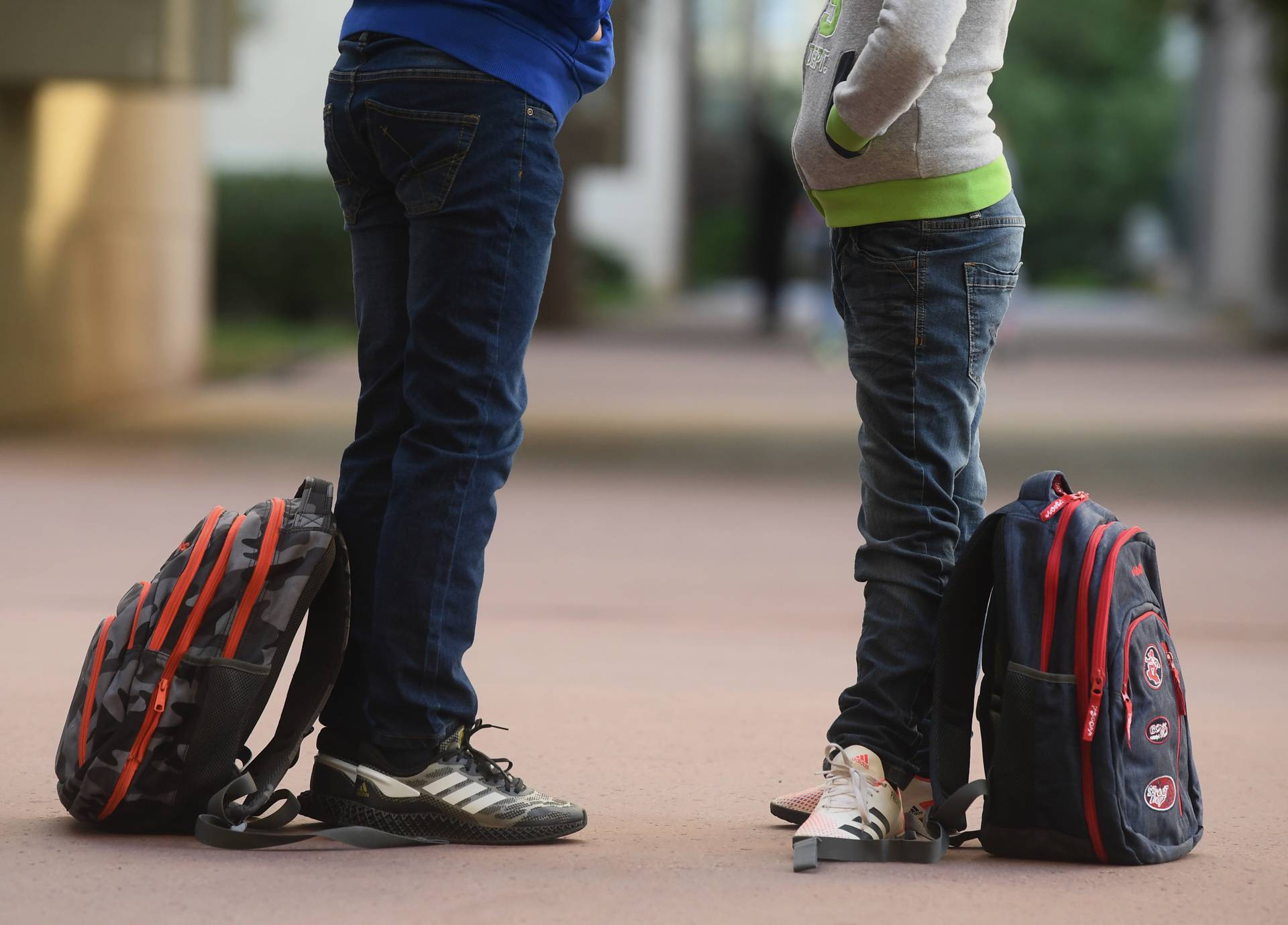 Razrušene škole nisu spremne za početak nastave: Učenici u centru i dalje dijele prostore