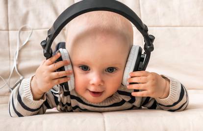 'Autizam se otkriva kod beba - posebnim testiranjem sluha'