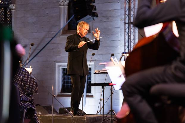 Dubrovnik: Opera galom ispred Katedrale zatvorene su 77. Dubrovačke ljetne igre