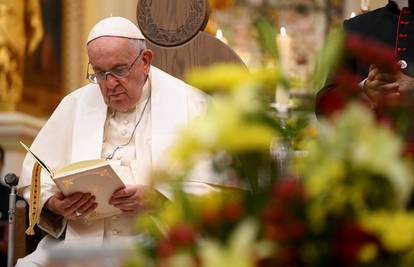 Papa će posjetiti Bahrein kako bi učvrstio veze s islamom