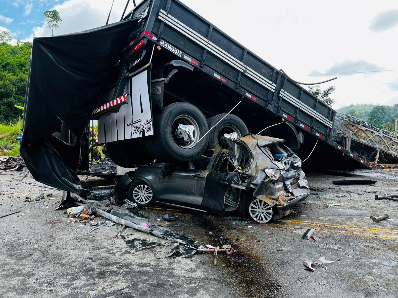 Traffic accident after a packed bus collided with a truck, at the Fernao Dias national highway