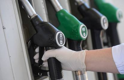 Uskoro odluka Vlade: Cijene goriva od utorka opet padaju?