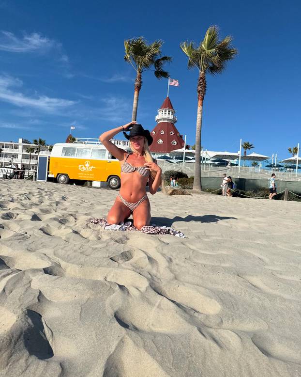 FOTO Ona je 'žena s farme', a jednim potezom osigurala si je milijune. E da, fotić ju obožava