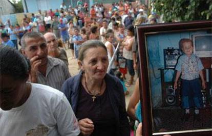 Brazil: Maketa helikoptera pogodila i ubila dječaka (6)