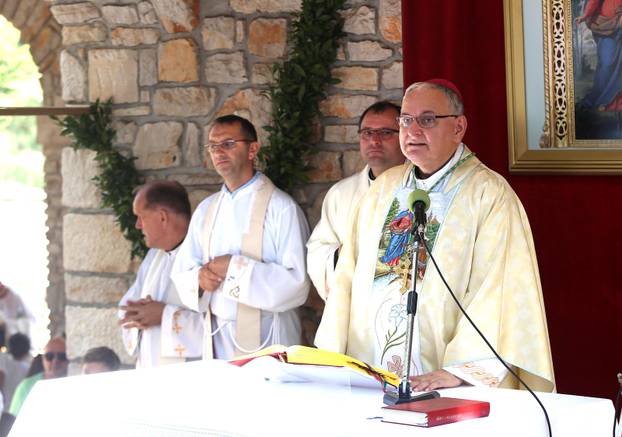 Tisno: Mnoštvo vjernika proslavilo svetkovinu Gospe od Karavaja