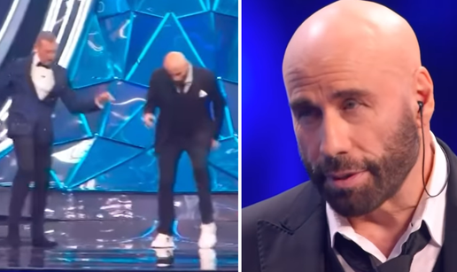 Travolta na pozornici zaplesao 'pačji ples', gledatelji bijesni: 'Vidi mu se na licu da ne želi...'