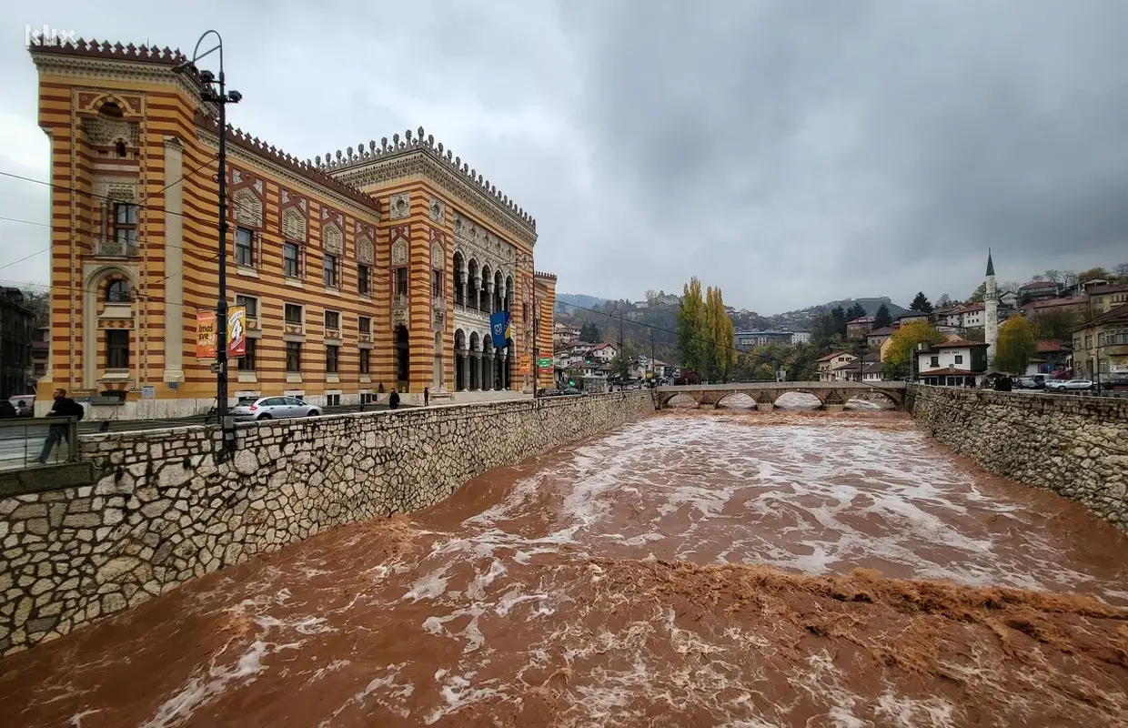 Ponovo obilne kiše u BiH: Izdali žuta i narančasta upozorenja, strahuju od novih poplava