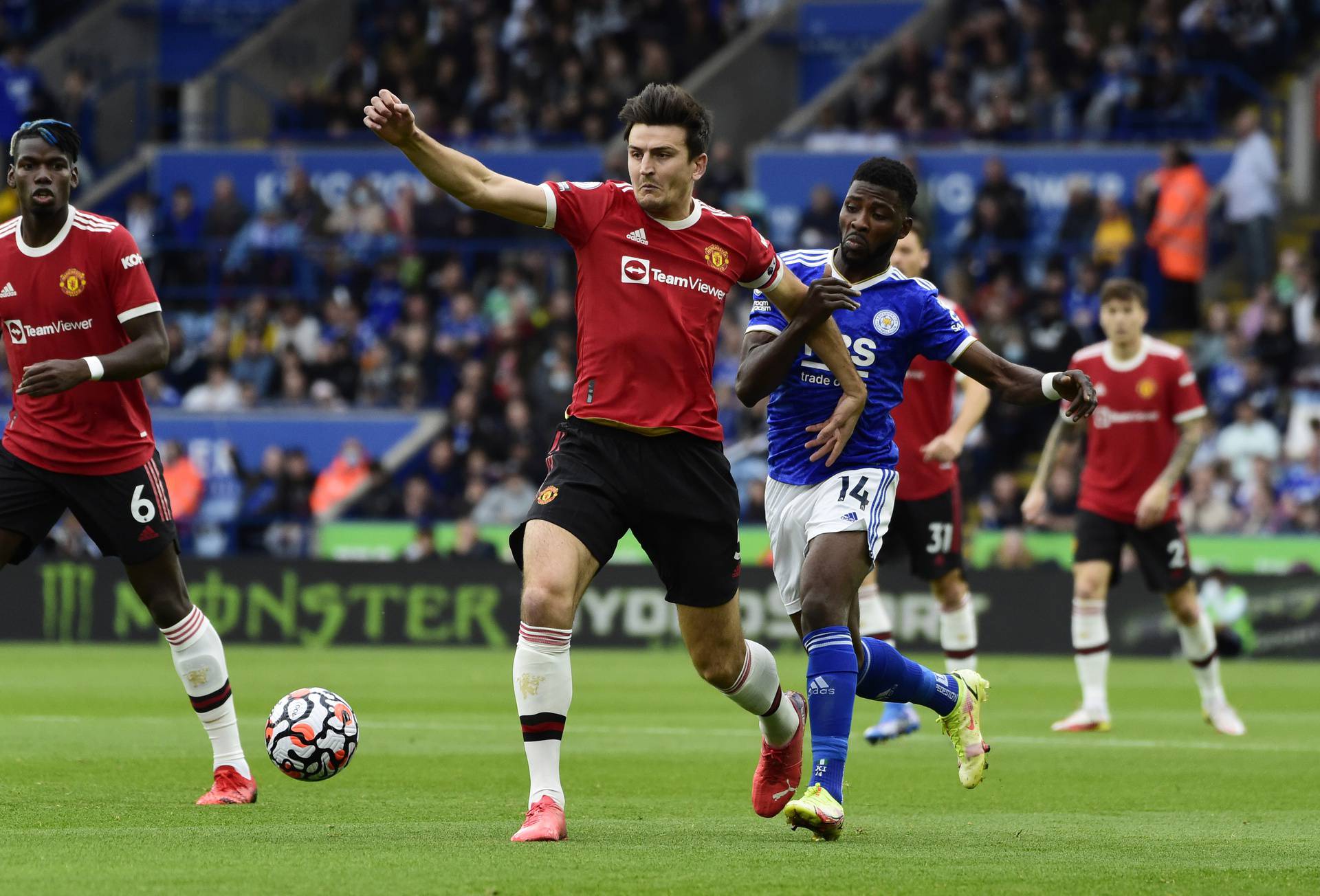 Premier League - Leicester City v Manchester United