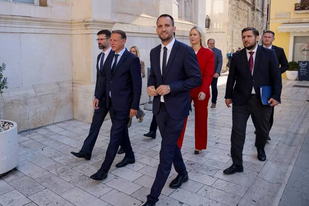 Zadar: Predsjednik Hrvatskog sabora Gordan Jandroković obišao je manifestaciju pod nazivom „Pijat na Pijaci“ 