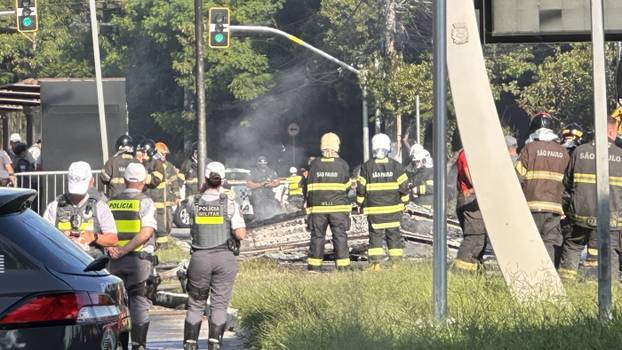 Plane crash in sao paulo