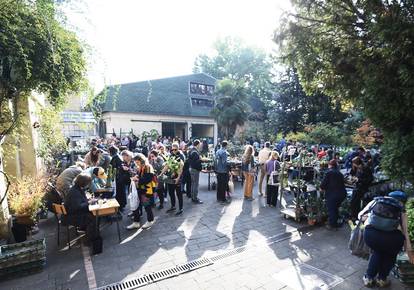 Zagreb: Botanički vrt organizirao je drugu godišnju rasprodaju biljaka