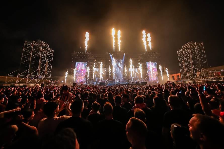 Šibenik: Koncert Marka Perkovića Thomsona na Šibenskom Šubićevcu