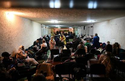 Više od 50.000 Ukrajinaca pobjeglo iz zemlje u 48 sati