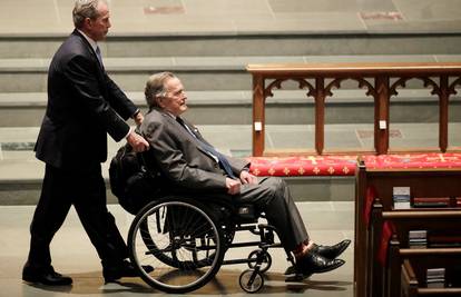 Bivši predsjednik SAD-a Bush završio u bolnici zbog infekcije