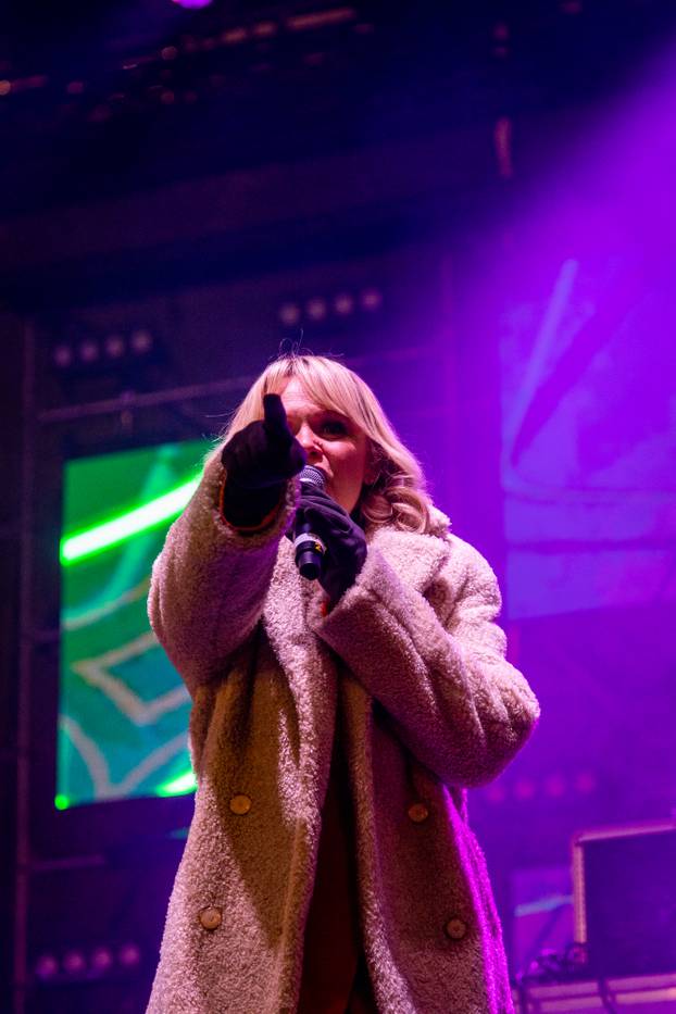 Tajči zapjevala za ulazak u novu godinu na Trgu Bana Jelačića