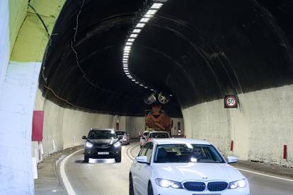 FOTO Prije roka u promet pušten obnovljeni tunel Marjan