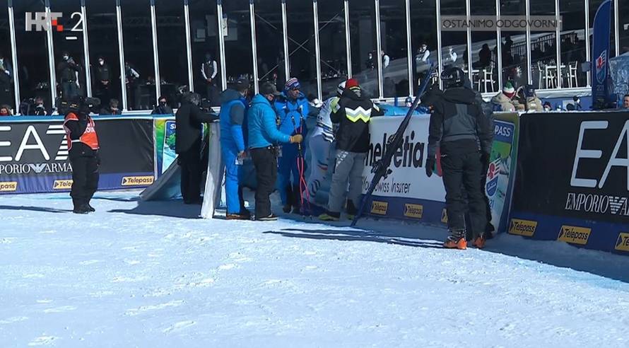 Pogledajte stravičan pad zbog kojeg je prekinuta utrka na SP-u