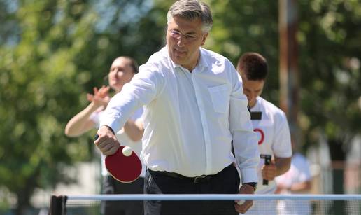 Plenković je otkrio kako će u kampanji pomoći sebi i HDZ-u. Za sve ostalo, tu je Ivan Turudić