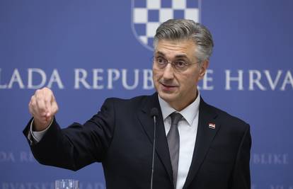 Plenković: 'Uhićeni HDZ-ovac je bio slučajno tamo. Nek se zapita Torcida protiv čega prosvjeduju'