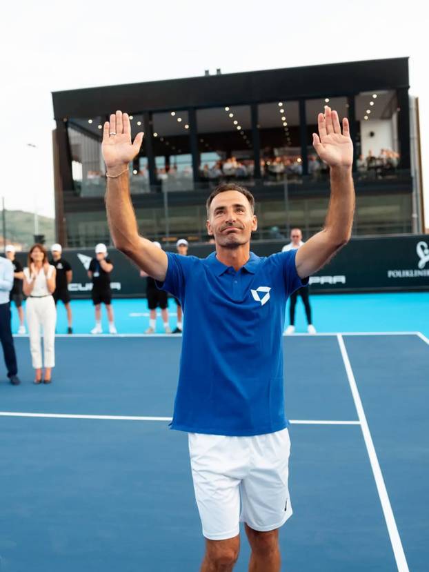 FOTO Novak Đoković pjevao i 'prosvjedovao' u Međugorju: Kumovi žele dovesti i ATP turnir