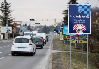 Na ulazu u Svetu Nedelju postavljena tabla u čast Jošku Gvardiolu