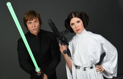 Mač Lukea Skywalkera prodaju na dražbi za 1,3 milijuna kuna