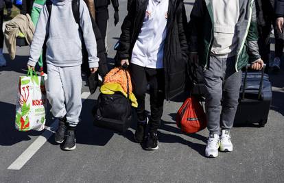 U Kaštelima smjestili djecu iz Šahtarove akademije: Mališani su do Hrvatske putovali 60 sati