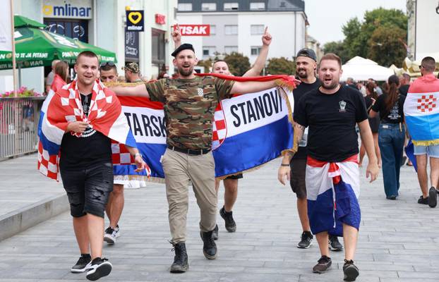 Vukovar: Atmosfera u gradu uoči koncerta Marka Perkovića Thompsona