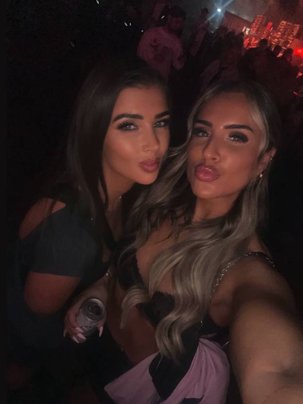 FOTO Zbog fatalne ljepotice je premierligaš dobio nove fanove