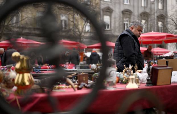 Zagreb: Sajam antikviteta na Britancu