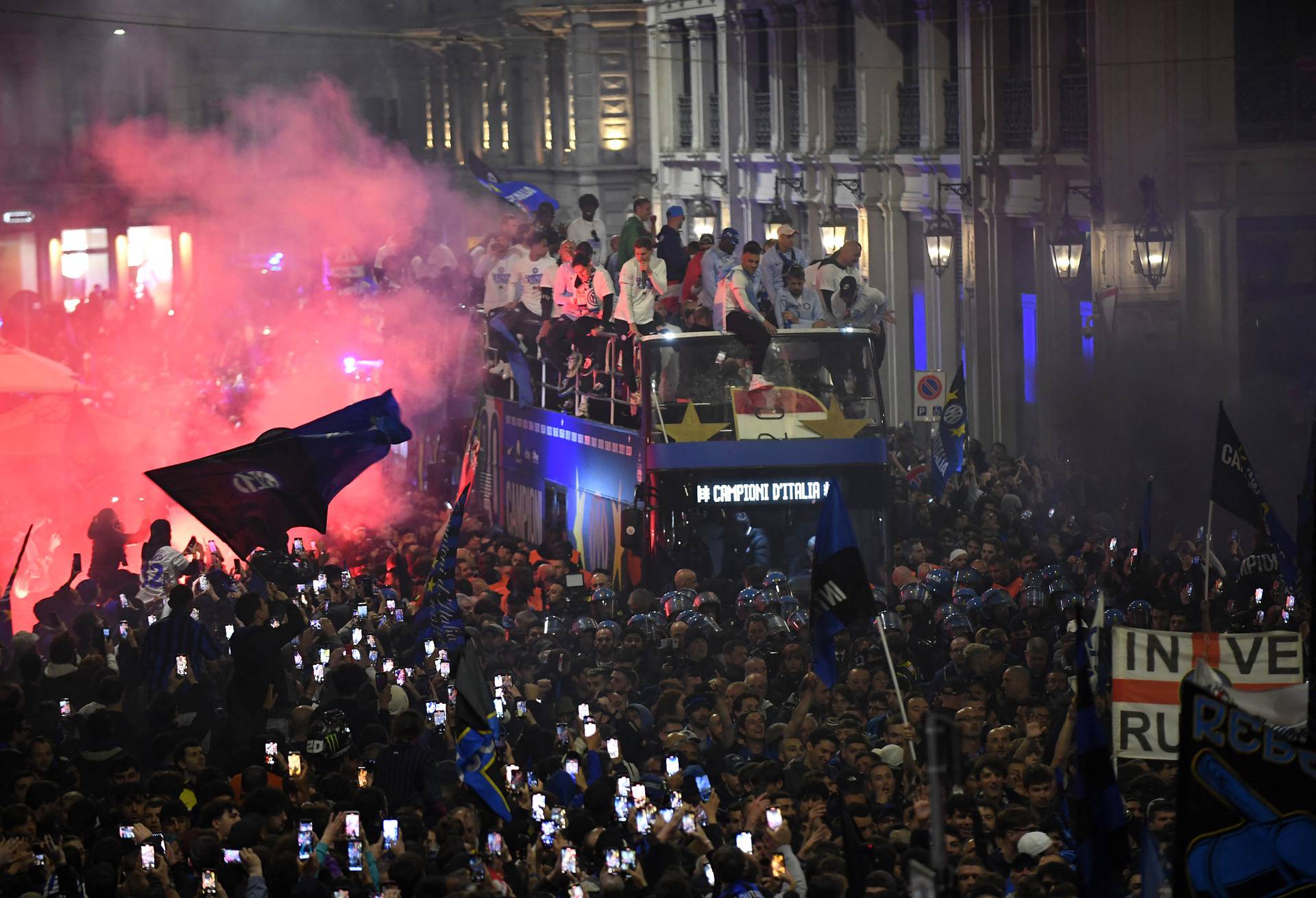 Serie A - Inter Milan celebrate winning Serie A