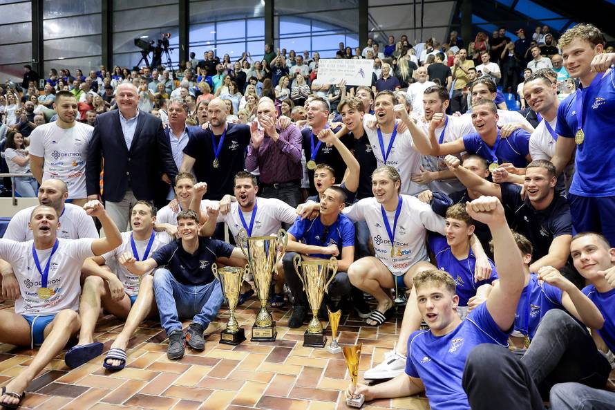 Split: Vaterpolisti Jadrana obranili naslov prvaka treću godinu zaredom