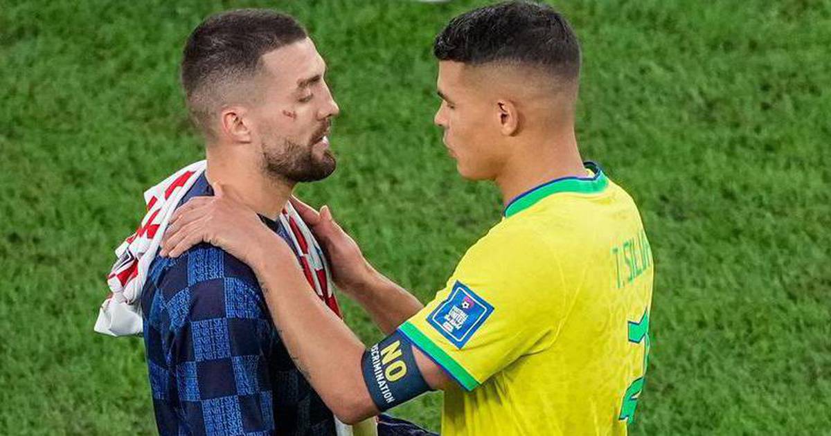 Kovačić tröstar en deprimerad Silva med en aldrig tidigare skådad scen från fotbolls-VM: ”I Brasilien kommer de att döda dig om du förlorar”
