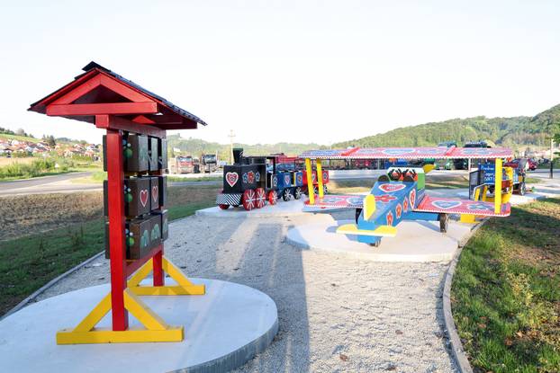Otvoren Park tradicijskih igračaka u Tuhelju