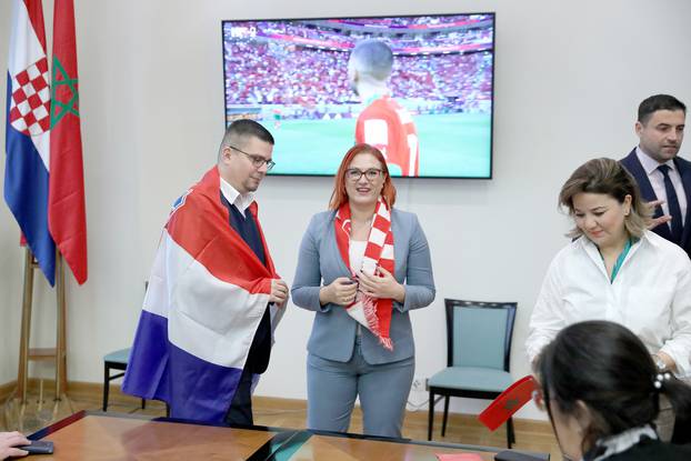 Zagreb: Gledanje utakmice Hrvatska Maroko u Saboru